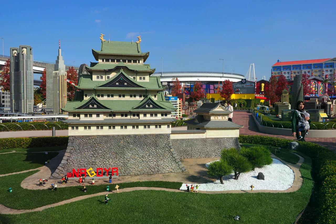 LEGOLAND Japan 園內，以積木呈現的城郭模型。